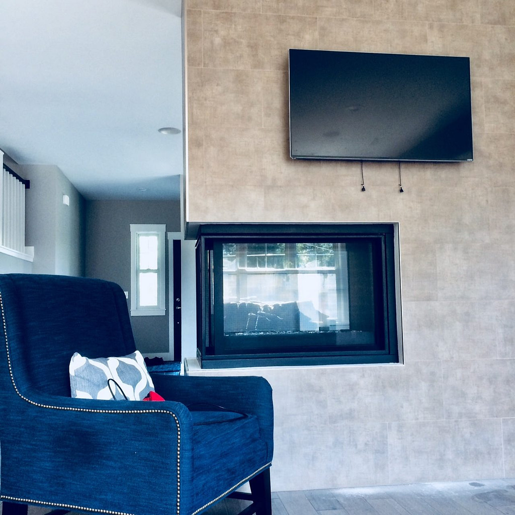 TheHoneyDo-Handyman Mount TV On Tile